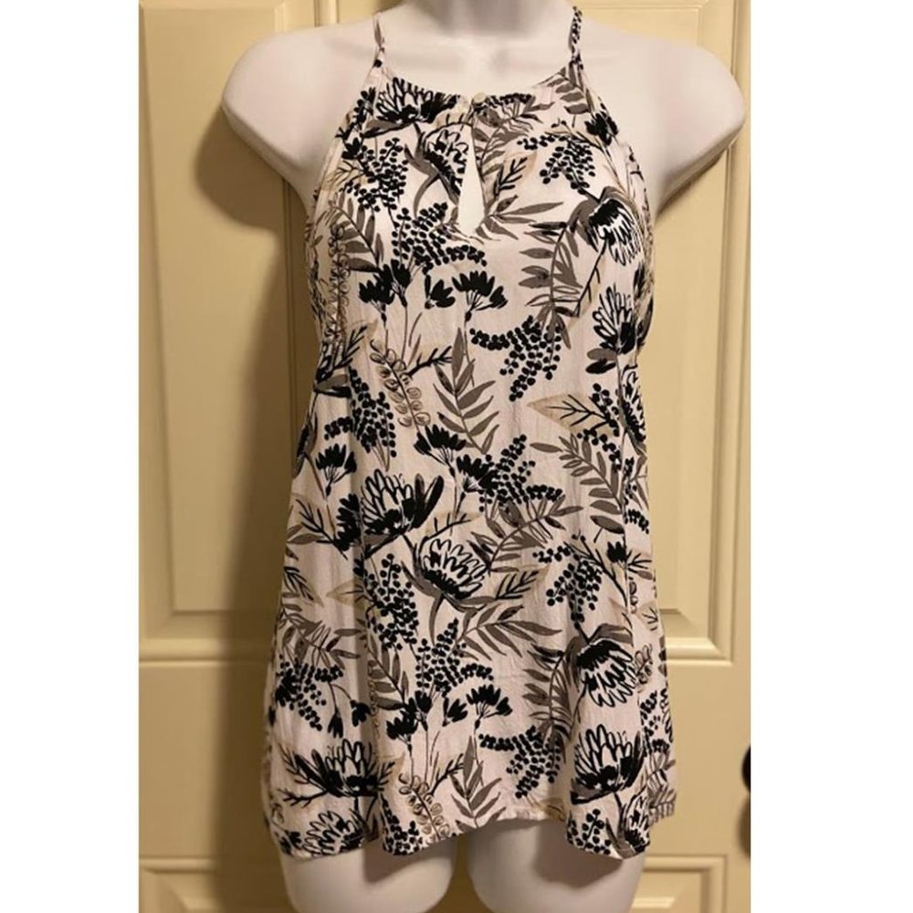 Women's Black & White Floral Print Halter Top